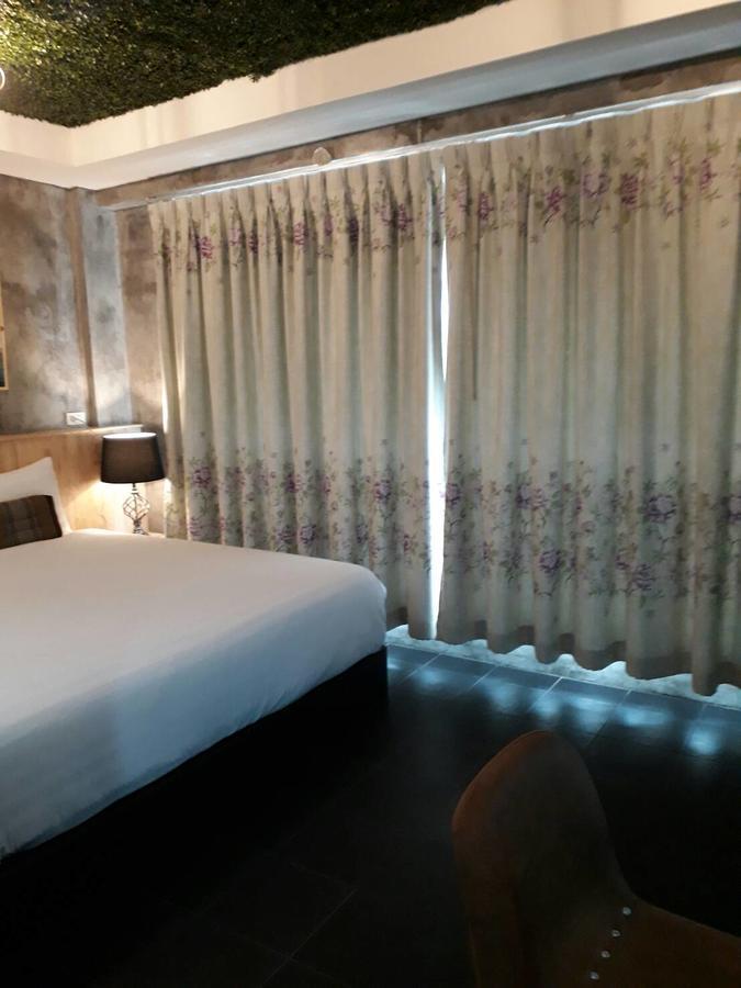 King Kong Hostel At Krabi town Eksteriør bilde